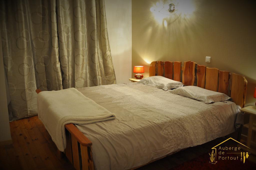 Auberge De Portout Chanaz Oda fotoğraf